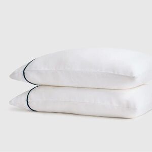 NWOT Quince European Linen Piped Pillowcase Set King (White/Navy)
